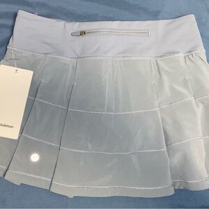 Lululemon pace rival skirt- Size 4 NWT